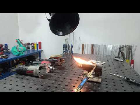 Видео: Профессиональная вытяжка для мастерской! из Челябинска!