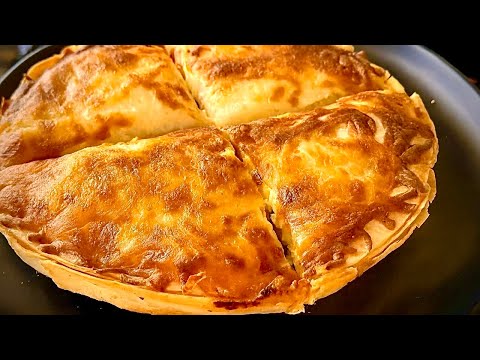 Видео: Пицца с курицей и грибами на волшебном тесте