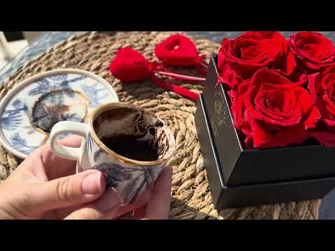 Видео: Кто постучится в твою дверь 🚪♥️ Гадание на кофейной гуще 🪭♥️💎 От Никки Ами 