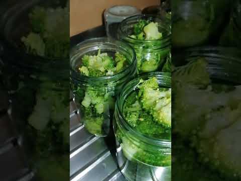 Видео: Брокколи в рассоле на зиму.