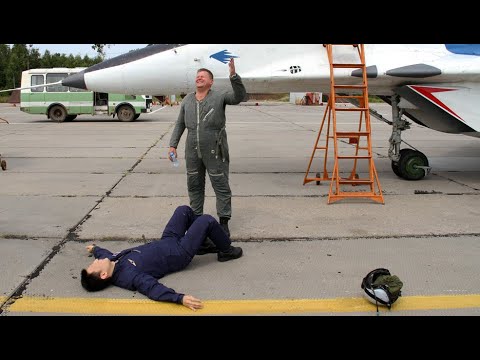 Видео: Падение японского пилота. Japanese Pilot Fall