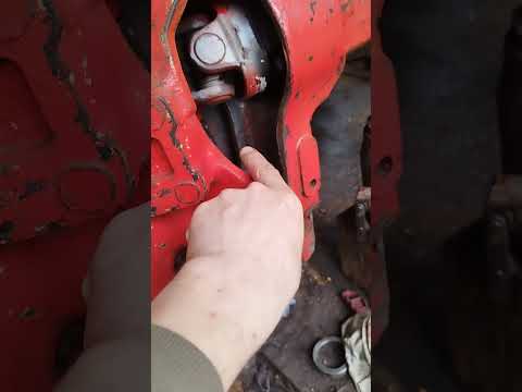 Видео: Балочный мост,ремонт бортовой + шкворня