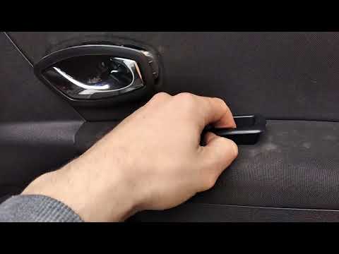 Видео: Снятие задней дверной обшивки Рено Флюенс, Меган 3