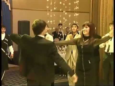 Видео: Азамат Пхешхов -- Си лъагъуныгъэр! Уэкъури уейзэжащ..! Sevdiğim! Çekip gitti..!