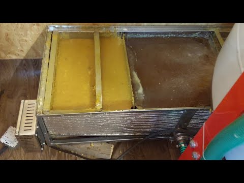 Видео: Новинка для выкачки мёда и немного о клеще. 14.09.2021