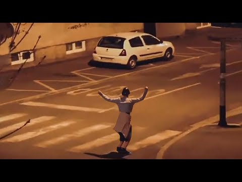 Видео: Эта Женщина Напугала Целую Страну, и Вот Почему