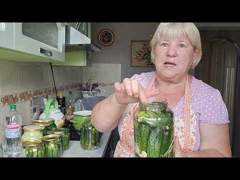Видео: Листья капусты в заморозку. Хрустящие огурцы   в кетчупе чили на зиму