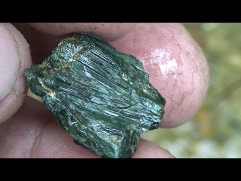 Видео: ЗОЛОТО ИЗ ШУРФА! НОВЫЕ ИНТЕРЕСНЫЕ НАХОДКИ GOLD FROM THE PIT!!! NEW INTERESTING FINDINGS