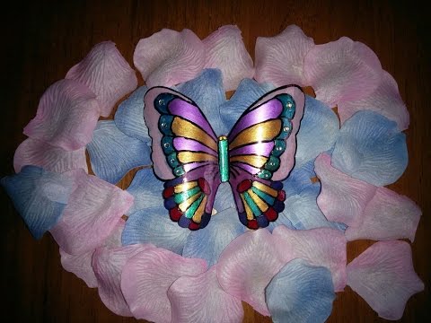 Видео: Бабочка из пластиковой бутылки / Butterfly out of a plastic bottle / Поделки из бутылки