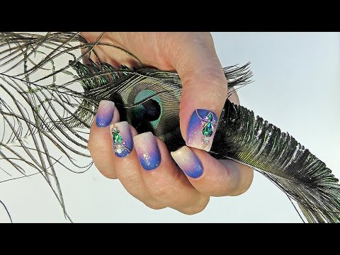 Видео: Себе маникюр левой рукой. Пятицветный градиент быстро