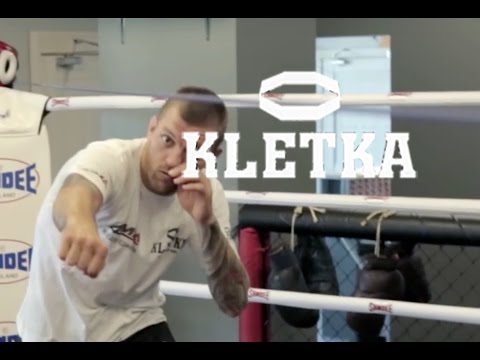 Видео: Нырки в боксе, удары по корпусу и голове. Тренировка с использованием веревки от Андрея Басынина
