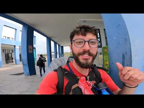 Видео: КАК ЭТА СТРАНА ГРАНИЦА! Что случилось со мной на границе с Эквадором