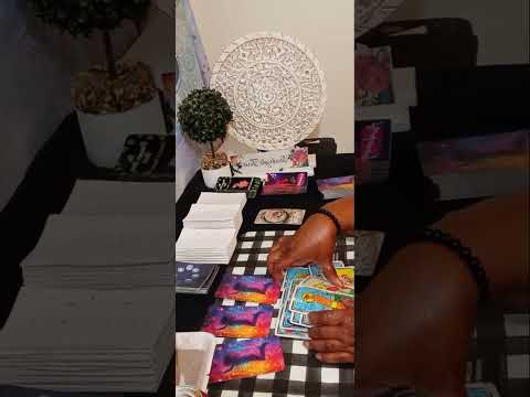 Видео: РАК, ЧТО САМОГО СОЧНОГО 🍵 на работе, кармические ситуации, семейные ситуации, любовные отношения ...