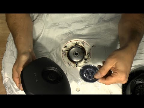 Видео: VW Polo Sedan Восстановление подушки безопасности водителя
