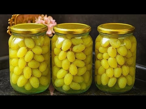 Видео: Зимой пальчики оближешы Просто заливаю кипятком! Мало кто знает о таком секрете заготовки винограда