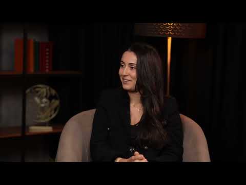 Видео: БЕРЕМЕННОСТЬ: что делать, после того, как увидела две полоски на тесте