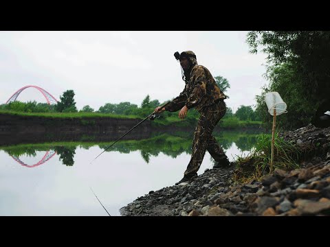 Видео: Рыбалка на Ине под Бугринским мостом на спиннинг.