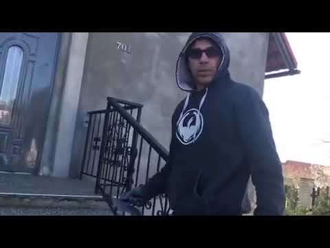 Видео: Каменный ковёр для крыльца