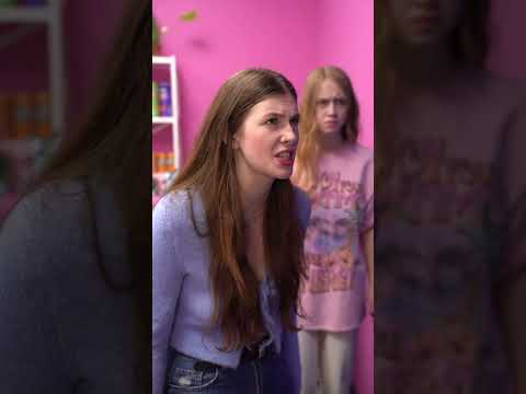 Видео: Моя Старшая Сестра Заменила Мне Маму! Я Осталась Одна!