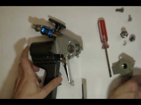 Видео: Разбираем пистолет ППУ.    Дешевый аналог Graco Probler P2.