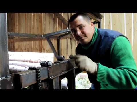 Видео: Подвесил двигатель. Передвижной механизм готов.Запуск уже скоро...