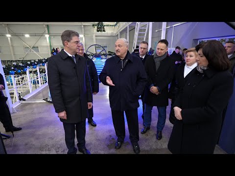 Видео: Лукашенко: Открывай! Крути! // Минск полностью перевели на артезианскую воду!