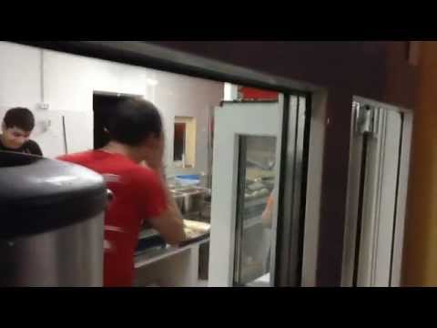 Видео: Шаурма ТВ - выпуск 6 (Шаурма на средном вернулась)