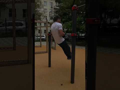 Видео: Тренирую подтягивания в переднем висе 💪🏻 #воркаут #тренировка #турник #подтягивания