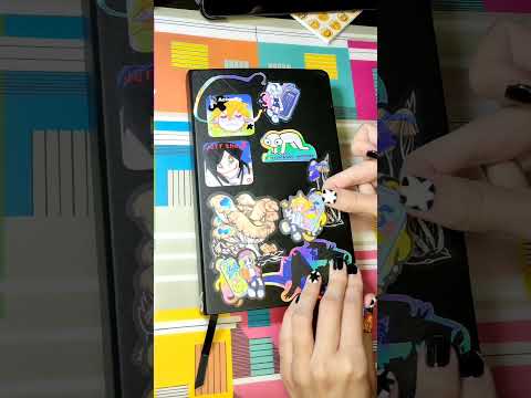 Видео: наконец-то оформила обложку! #sketchbook #скетчбук #оформлениеобложки #наклейки #стикеры