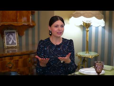 Видео: FamTV Альбина Холгова - Этикет рукопожатие