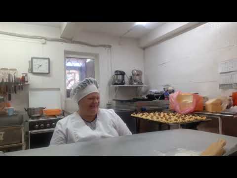 Видео: 127 серия УРА ПЯТНИЦА мы в салон красоты КРАСОТКИ🤣🥰