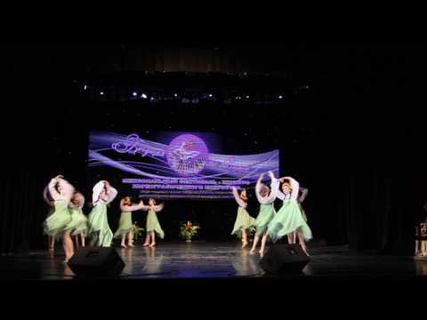 Видео: Хореографический коллектив "РИФ". Композиция "Лети лето."