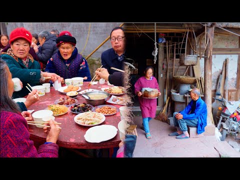 Видео: Поход на горы в течение 5 часов для огромного деревенского банкета