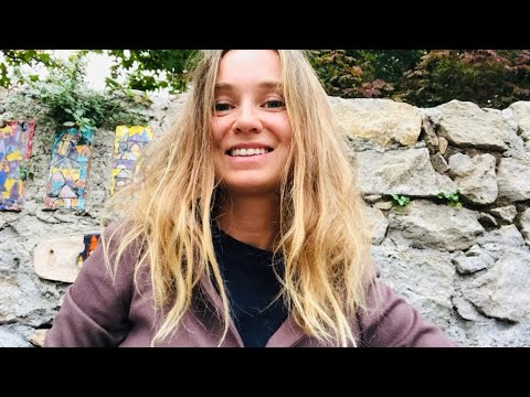 Видео: массаж лица и самомассаж - что важно, а что не очень