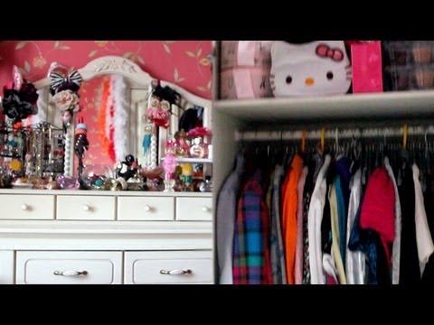 Видео: VLOG: Моя комната / ROOM TOUR