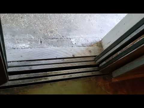 Видео: лифты КМЗ гп 320 500 кг (солнечный 58 подъезд 2, г. кривой рог)