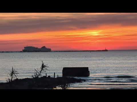 Видео: Гости из будущего - Беги от меня (Video Chill Loop instrumental)