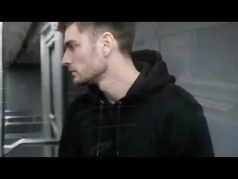 Видео: Я и нейросеть "Один среди толпы"