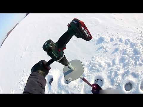 Видео: Какие ножи лучше бурят лёд?