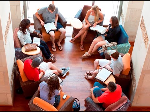 Видео: 8 кач. признаков. 6. Целостные малые группы. Почему они сегодня умирают и в чем секрет их роста?