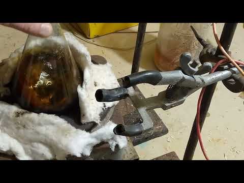 Видео: Вулканизация подсолнечного масла серой ( изготовление фактиса)