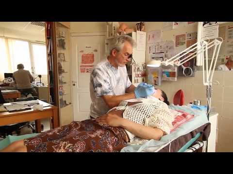 Видео: Учимся делать татуаж вручную. Мануальная техника SofTap.