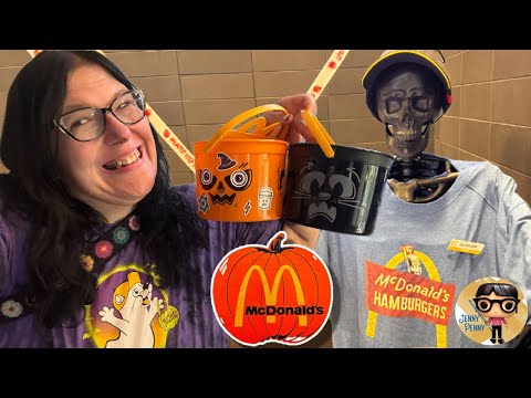 Видео: Ведра-свистки McDonald's уже здесь!!! Два совершенно новых дизайна!! А также встреча со скелетом ...