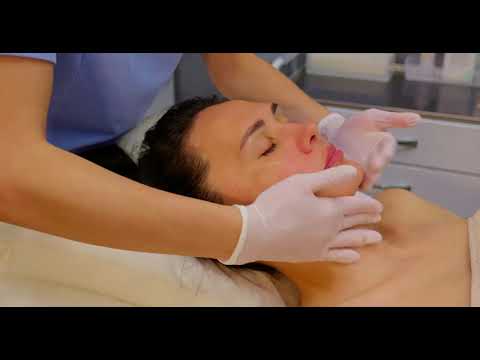 Видео: Как проходит Heleo4 - Фотодинамическая терапия.