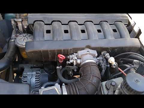 Видео: Бмв е34  троит мотор м50 подсос воздуха(проблема найдена)