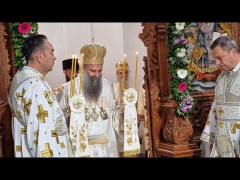 Видео: Света архијерејска Литургија у Вуковару