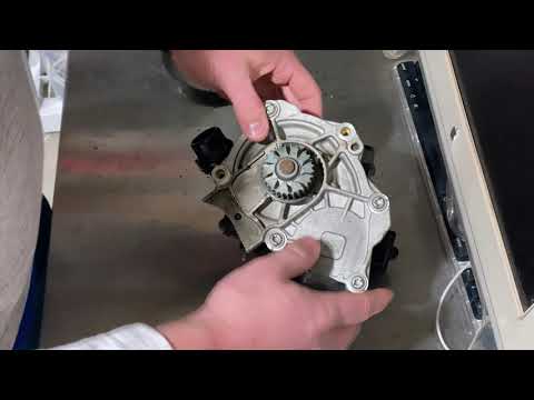 Видео: Volkswagen Golf MK7 Неисправность термостата и водяного насоса MQB / EA888