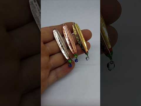 Видео: Блесна 50мм впай 2 крючка с подвесом, вес 5.5-6гр.