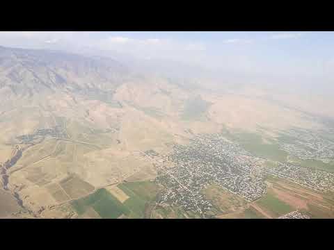 Видео: Посадка в город ДУШАНБЕ ( SOMON AIR    B-737-300  EY-555 )