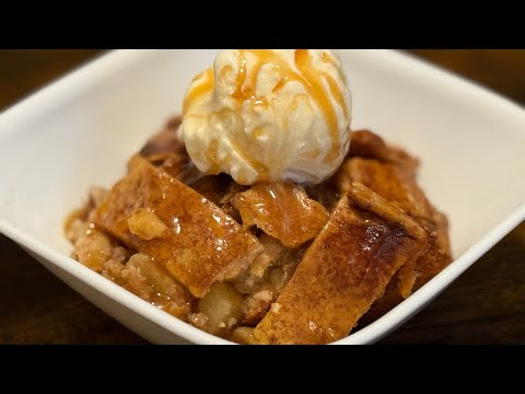 Видео: Аппетитный яблочный коблер!